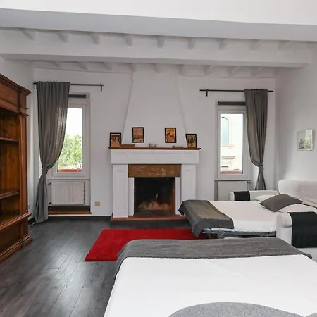 Gorgeous Trastevere Loft On The River Rome Exterior photo