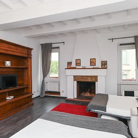 Gorgeous Trastevere Loft On The River Rome Exterior photo
